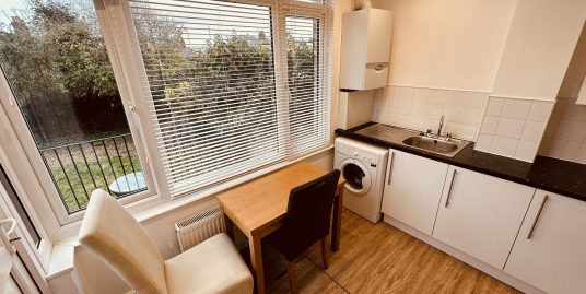 Elms Avenue, N10 2JP
