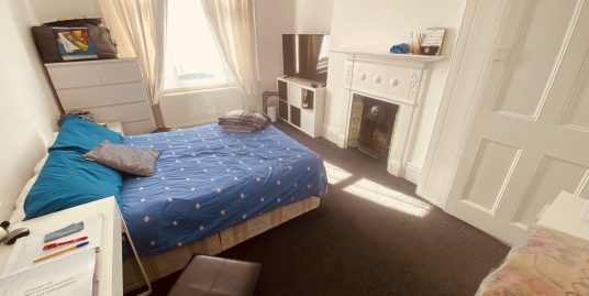 Maidstone Road, N11 2JS