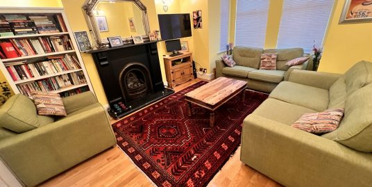 York Road, N11 2TE